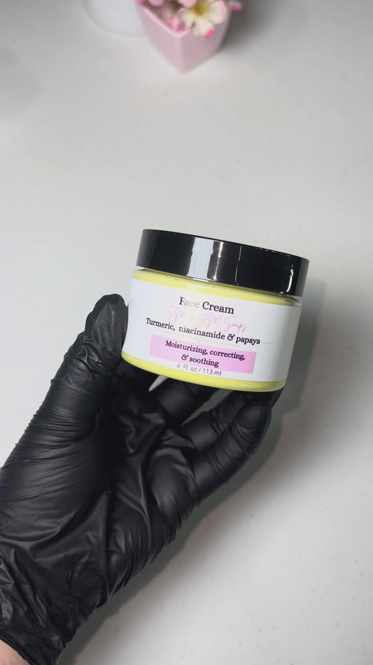 Correcting and Soothing Facial Cream with Niacinamide, Turmeric, Papaya and Carrot